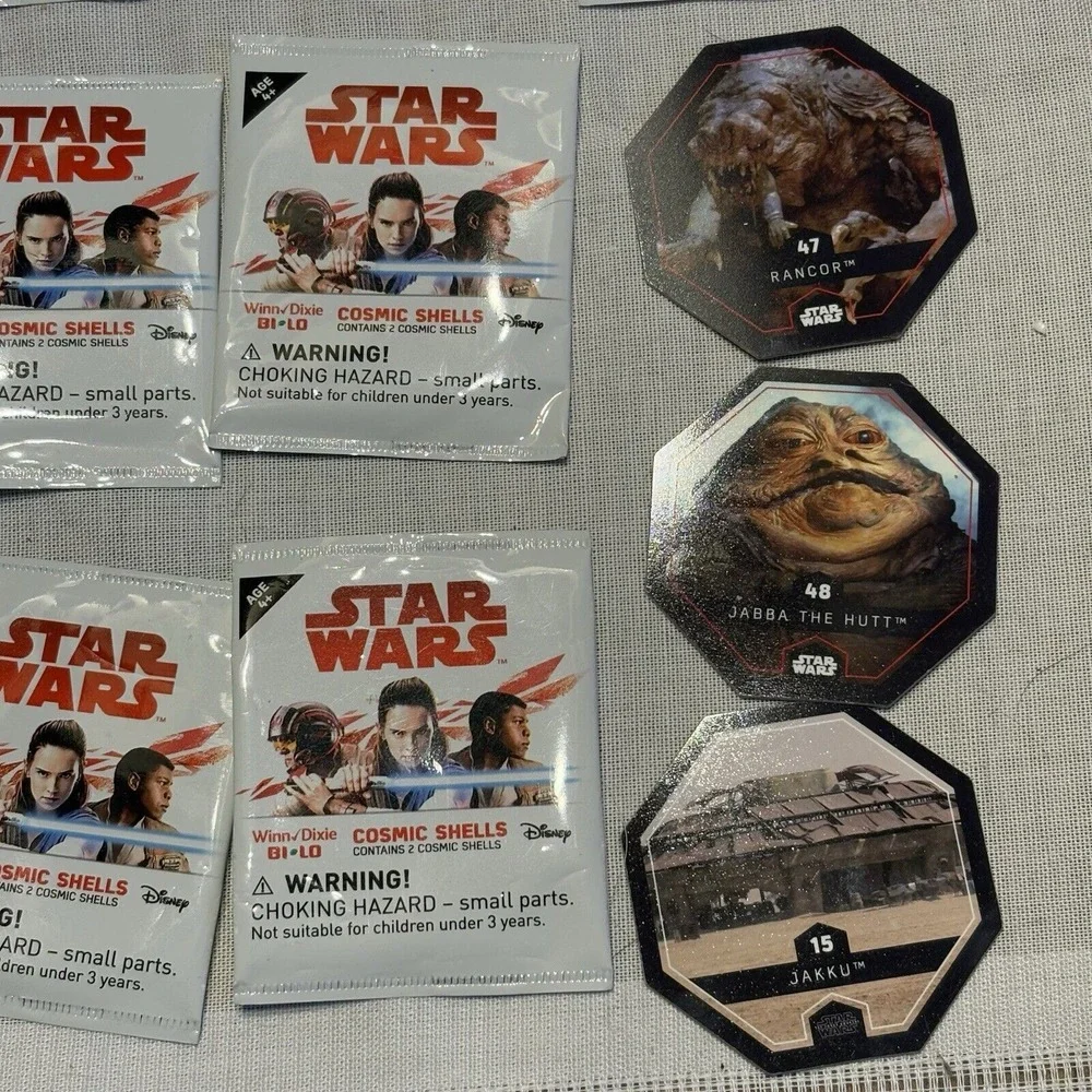 Star Wars Last Jedi Cosmic Shells 18 New‎ Sealed Packets Plus 3 Discs Disney
